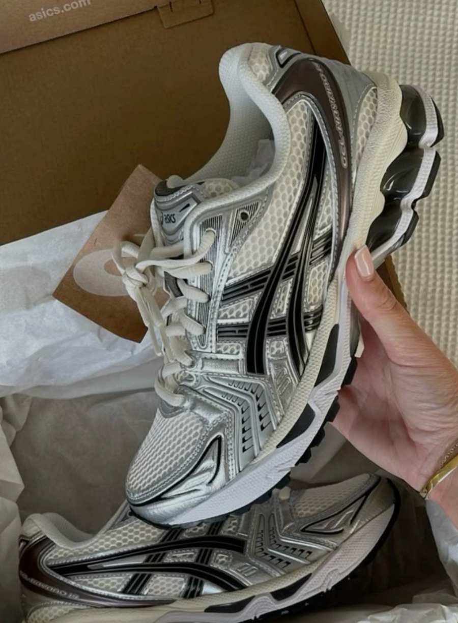 Sneakers premium — blanc et gris