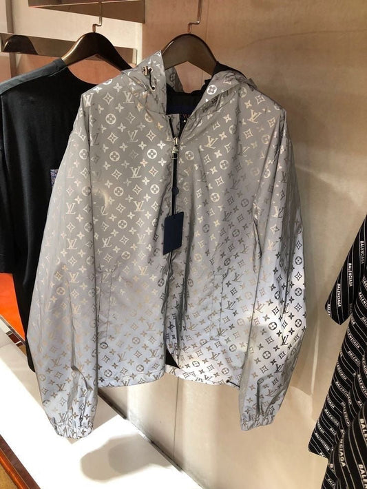 Louis Vuitton - Coupe-vent monogramme Gris